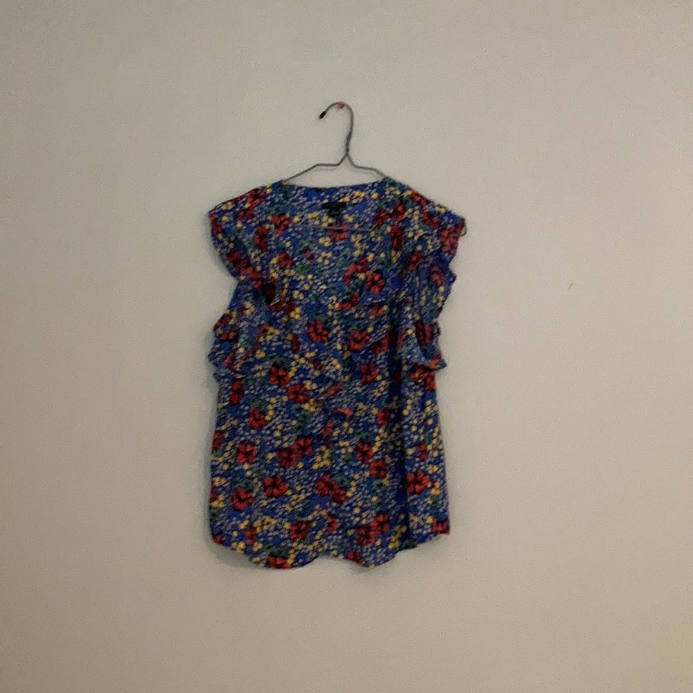 Floral print blouse